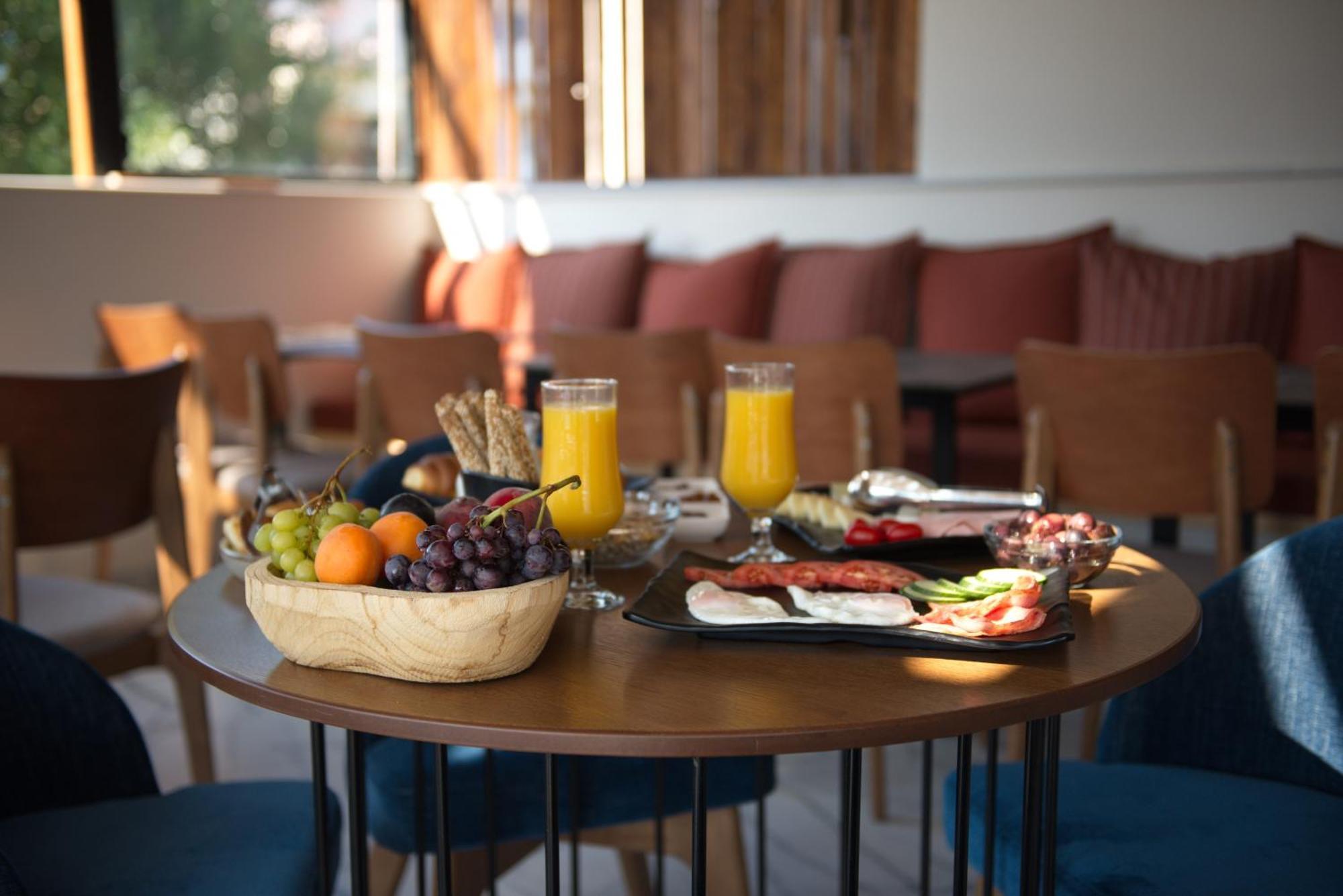 Aegean Blue Apartments & Suites เลปโตการายา ภายนอก รูปภาพ