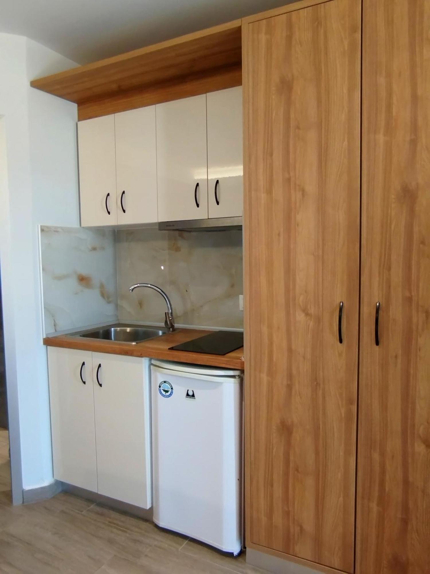 Aegean Blue Apartments & Suites เลปโตการายา ภายนอก รูปภาพ